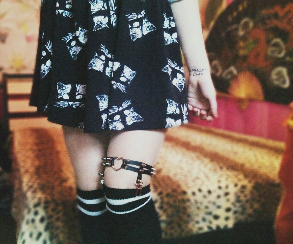 Cradle Of Goth Spiked Heart Or Ring Garter GARTERS 5 Cradle Of Goth Spiked Heart Or Ring Garter GARTERS