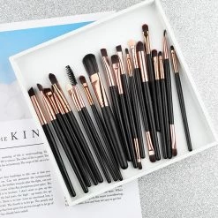 Cradle Of Goth The Living Doll Brushes (20 Pieces)